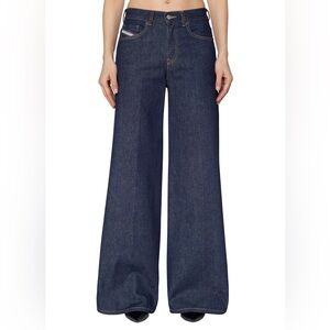 Diesel Bootcut And Flare Jeans 1978 D-Akemi Z9c02